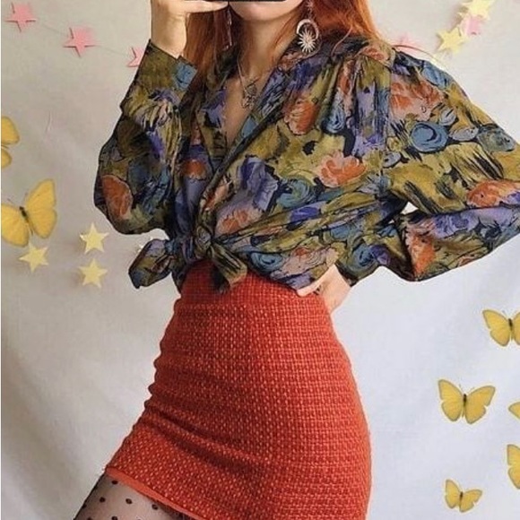 Come back for details on my next live show. - Picture 11 of 16